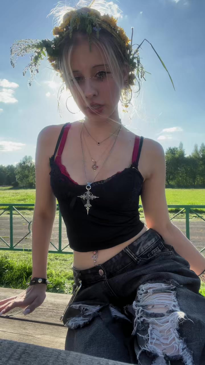 @bloody.kitty