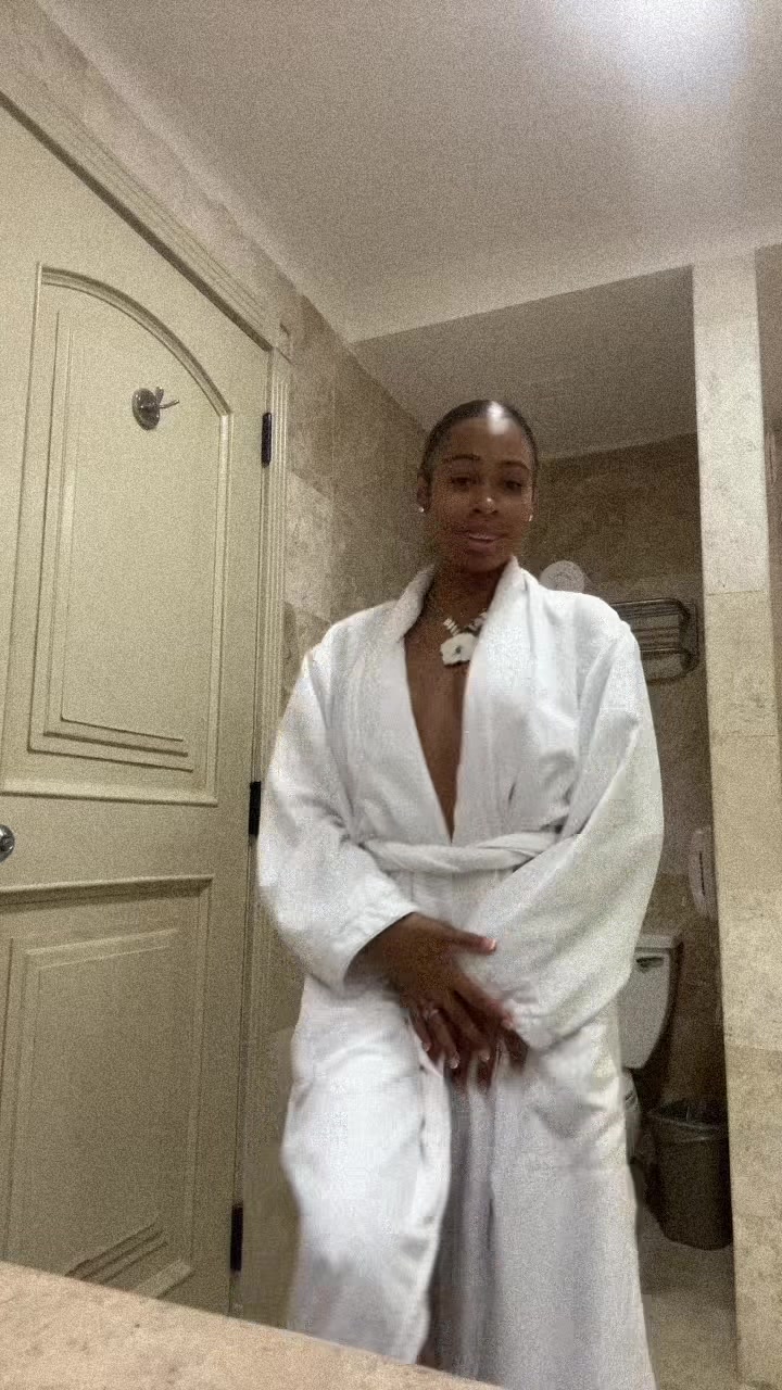 @dessymakiah ♡