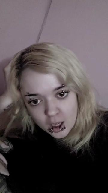 @graveyardratgirl