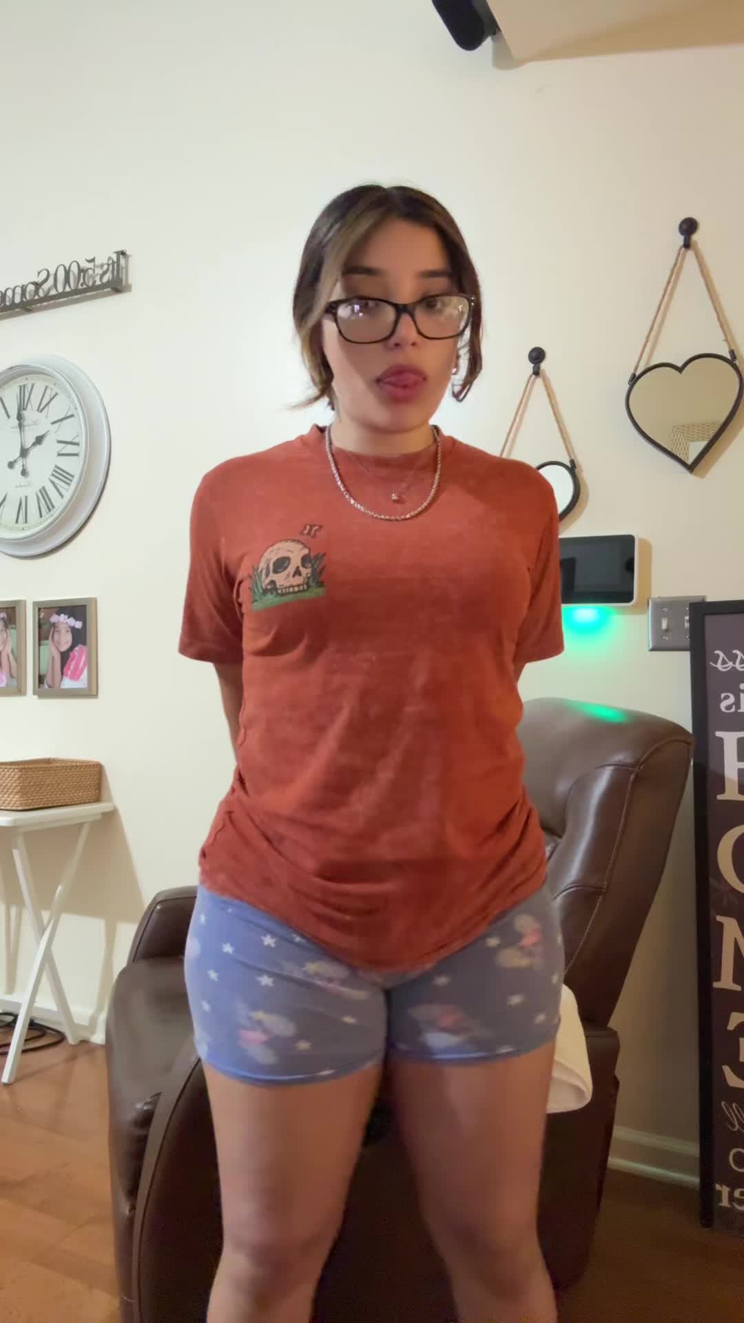 @𝓐𝓵𝔂 💋