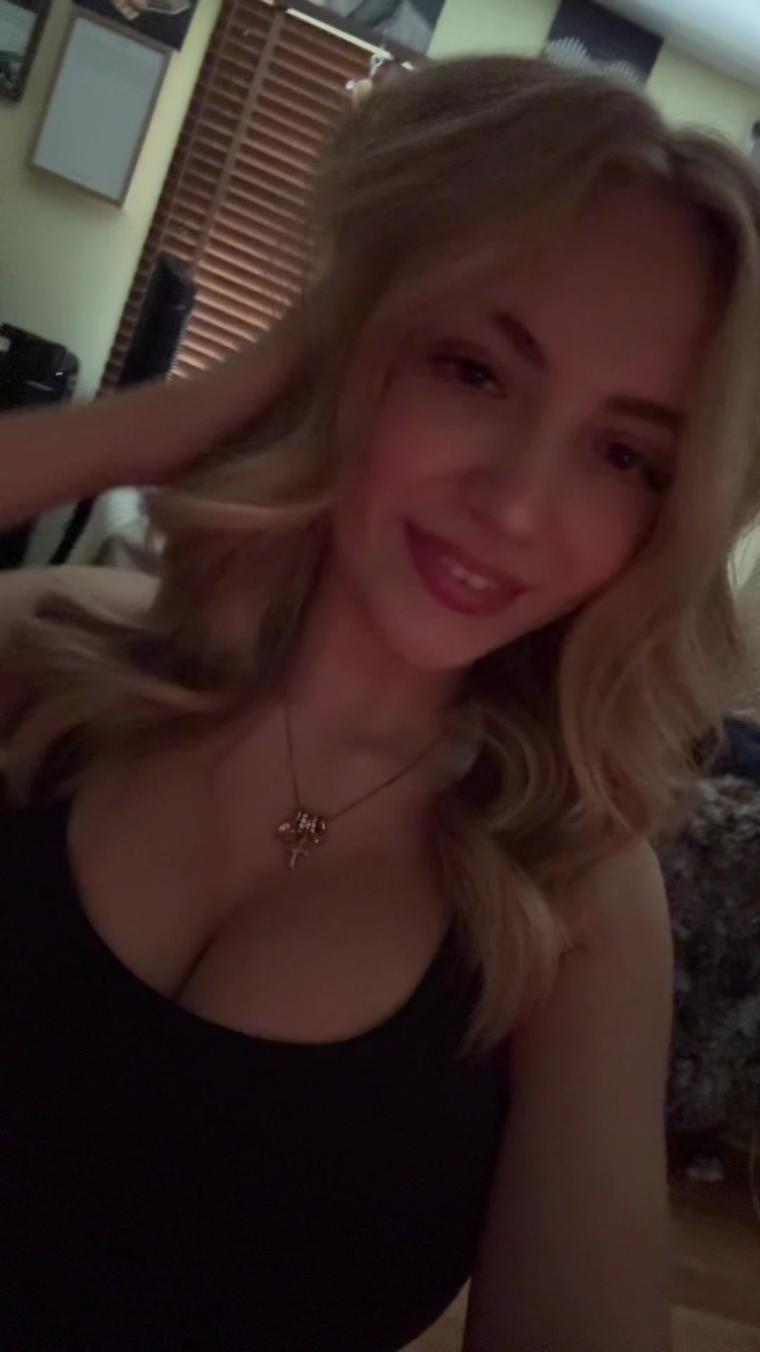 @erianna🪽⭐️🍭🐈