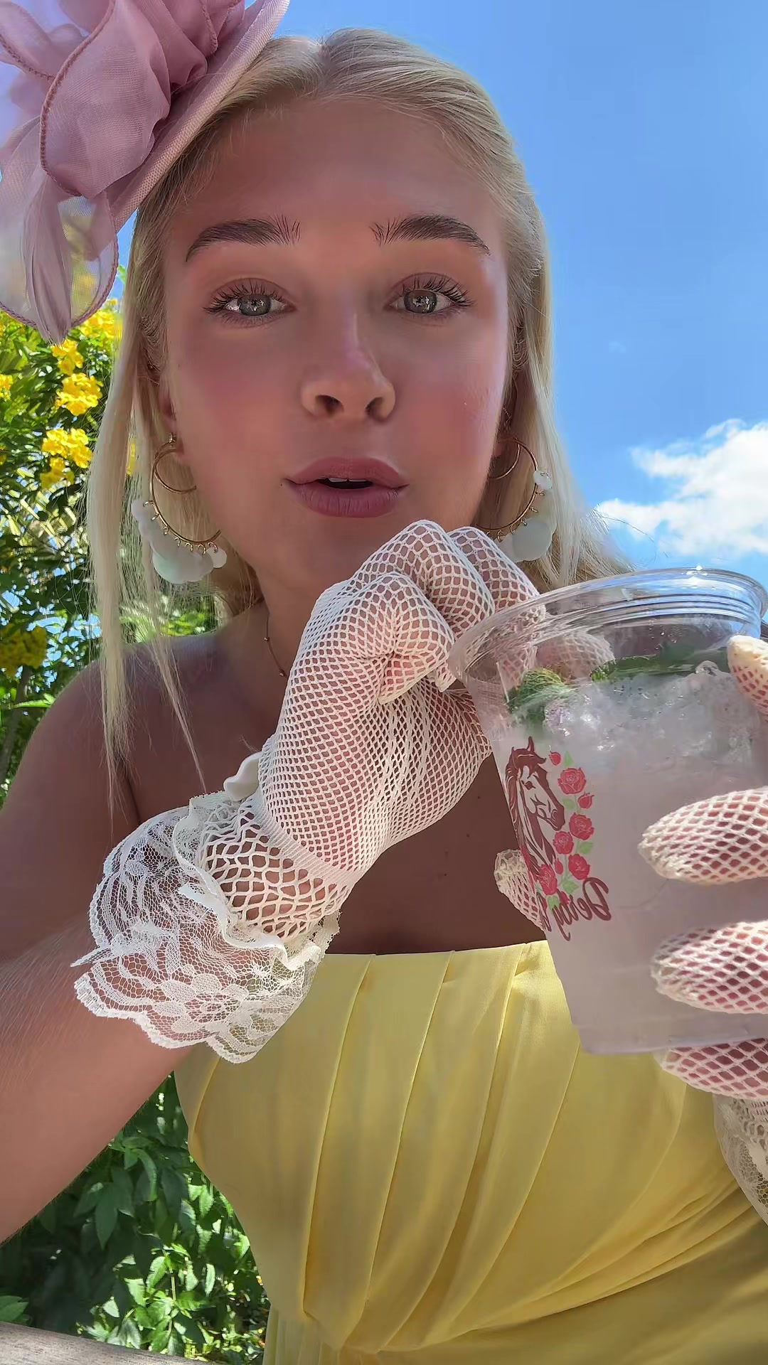 @_whodisdeva_