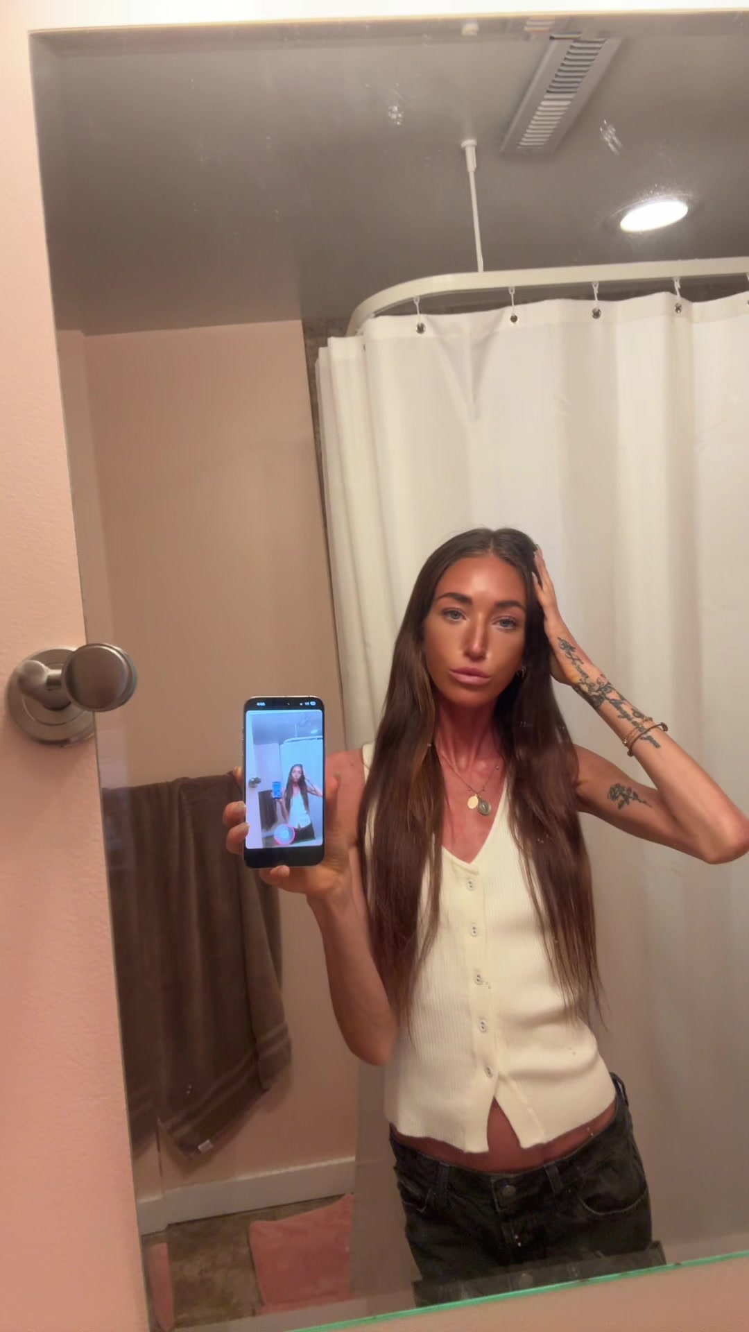 @isabella