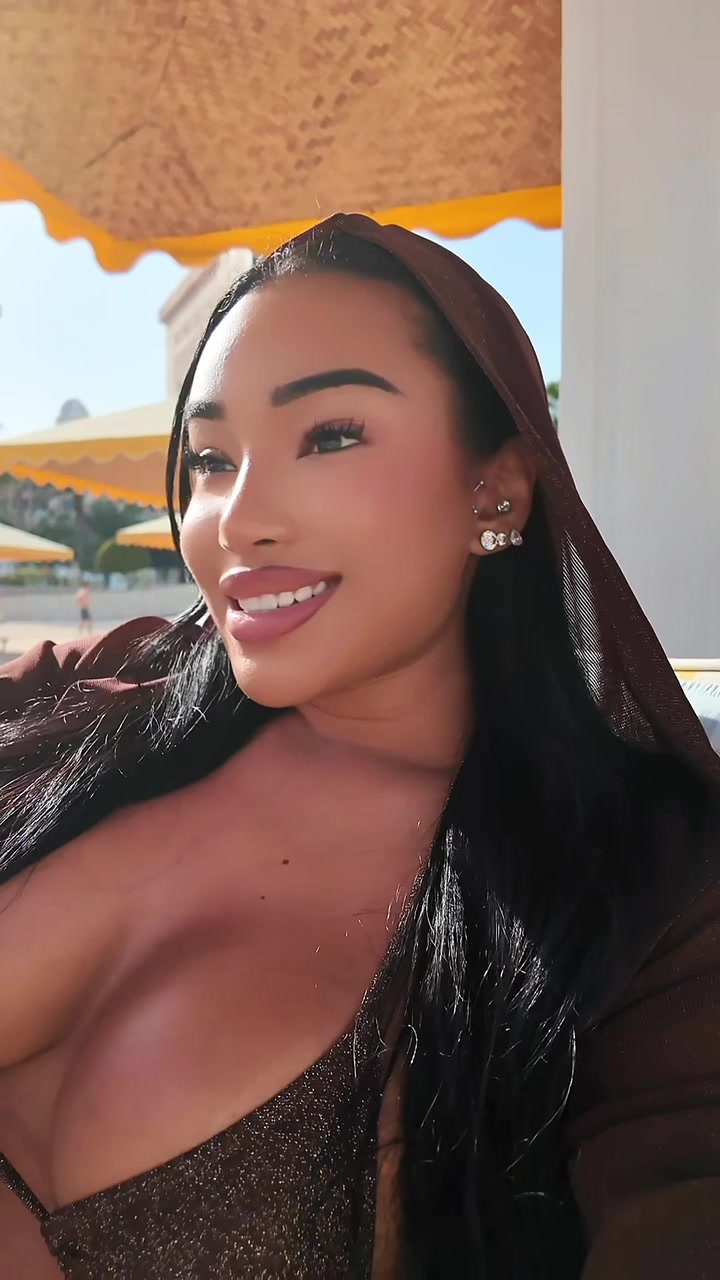 @ashleyileneg