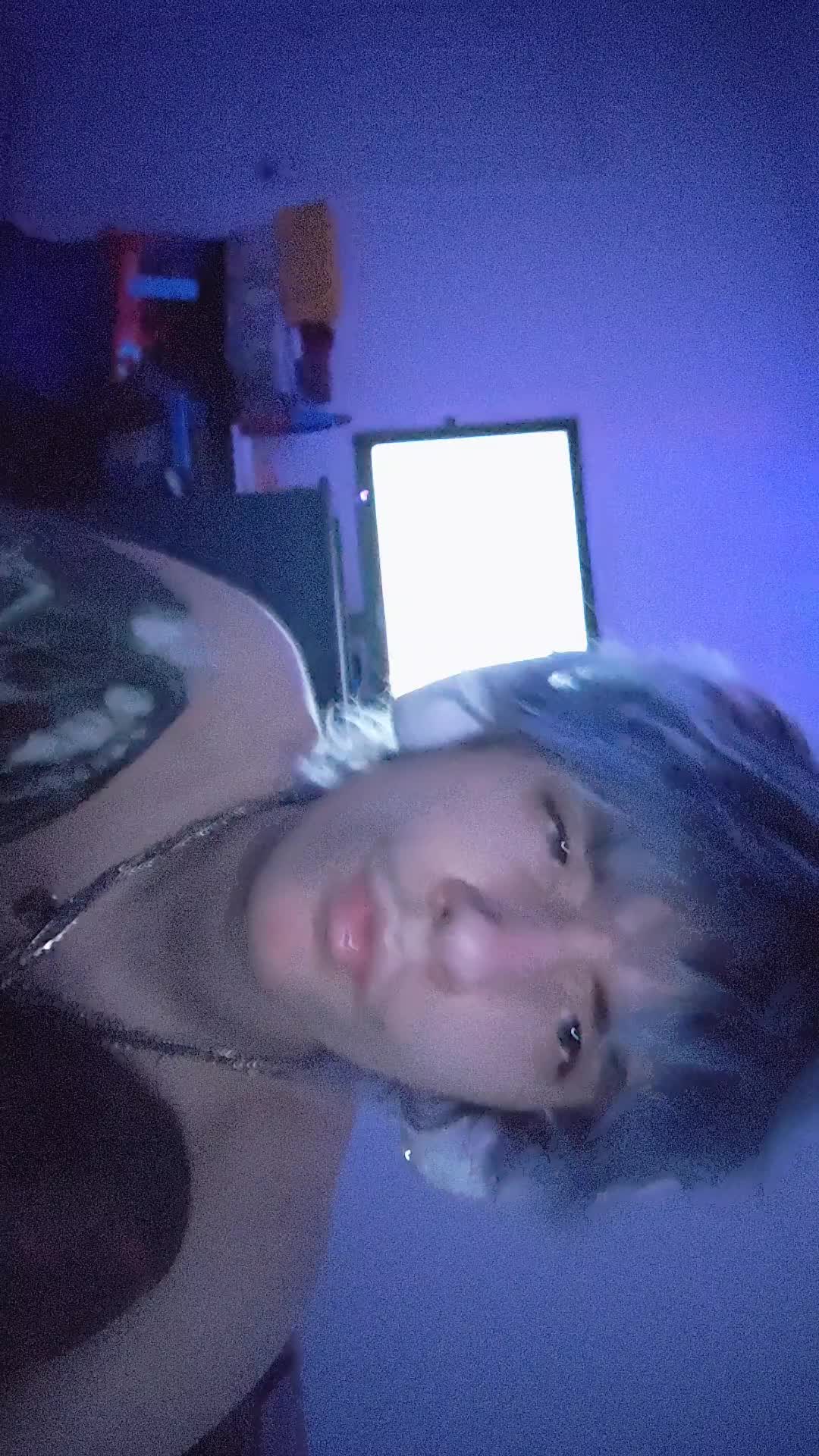 @acidtripshawty