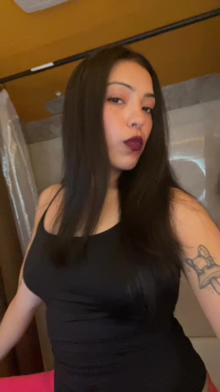 @<3