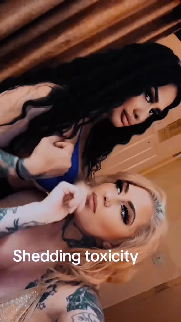 @KristinaMarie✨✨