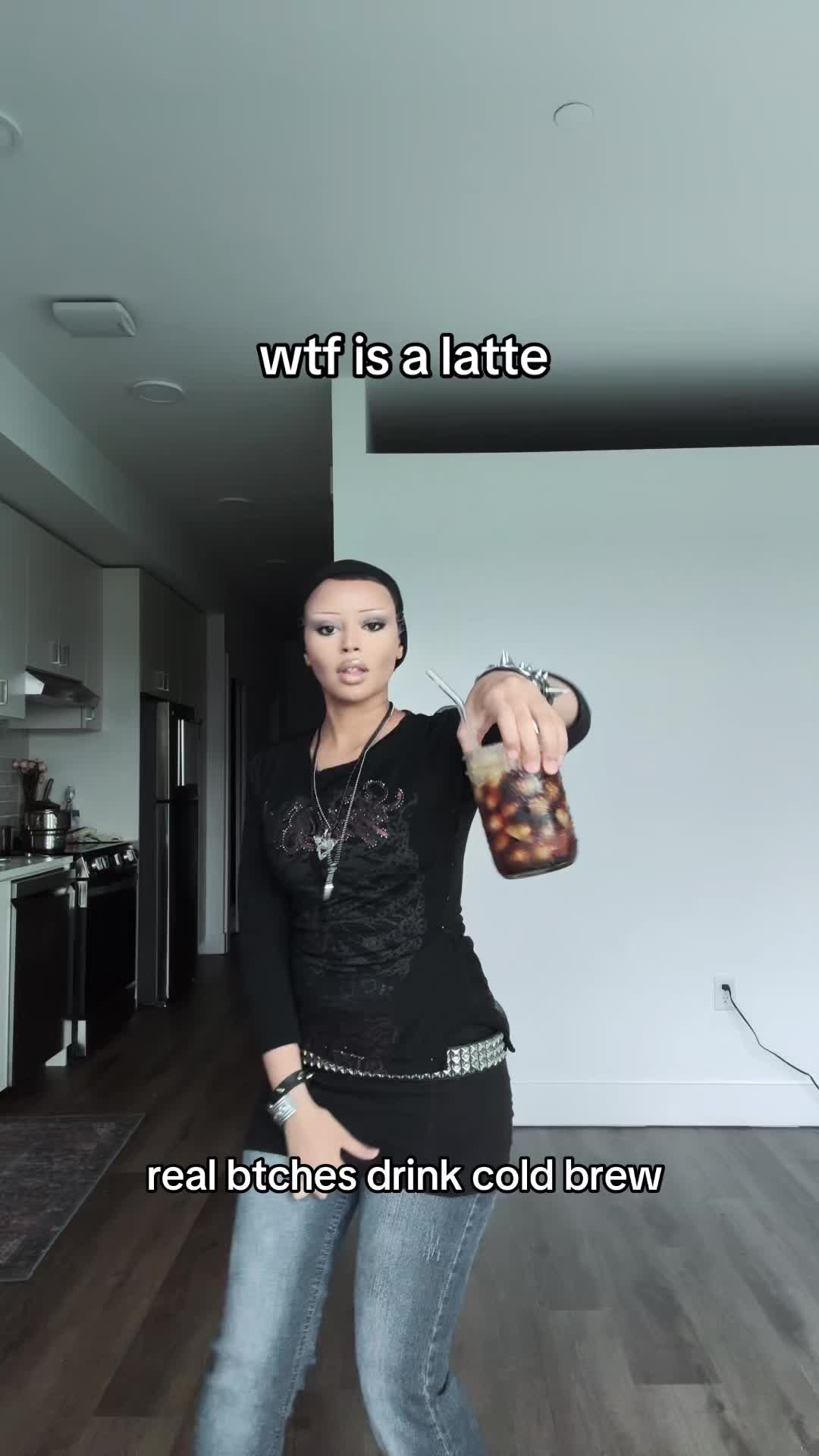 @Laylo