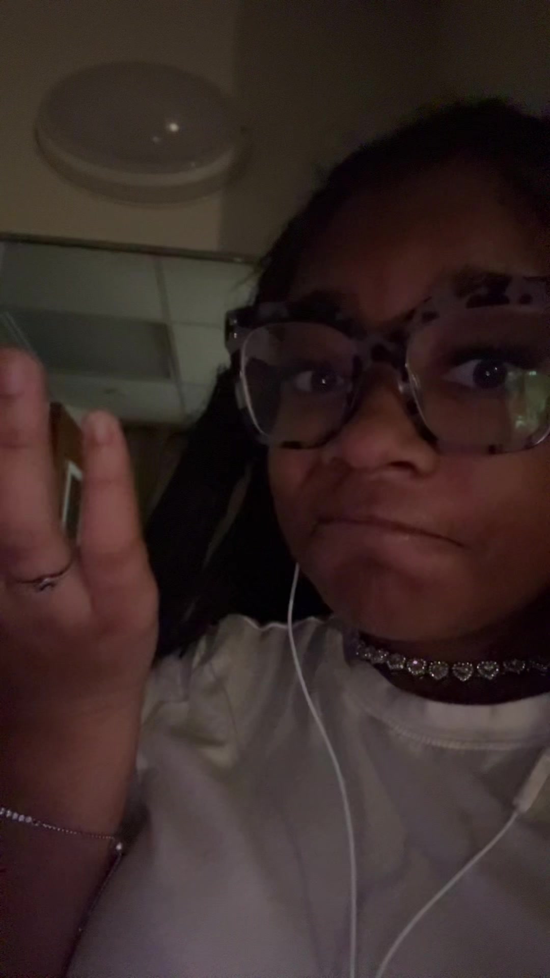 @T