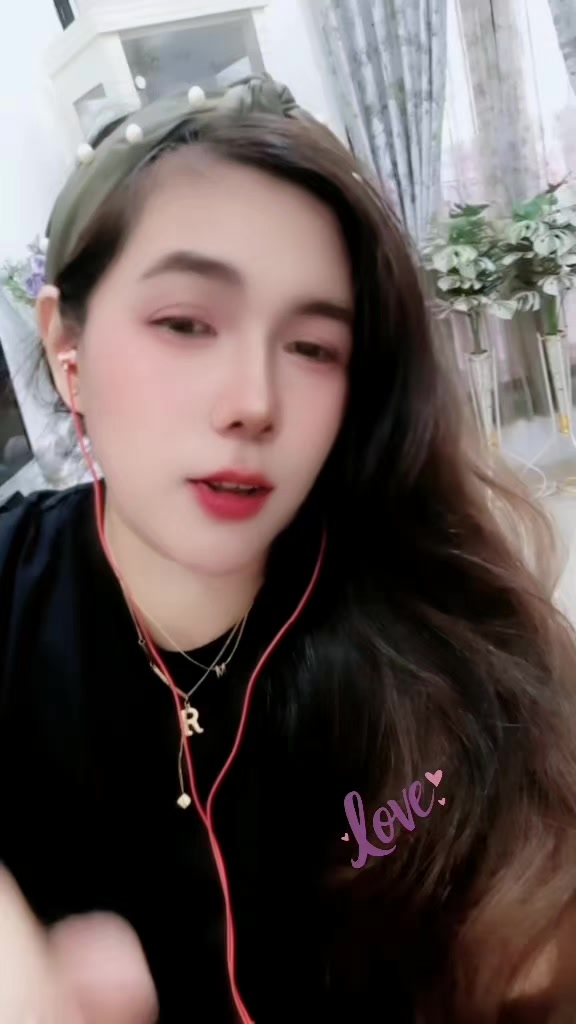 @SusyMaharany12