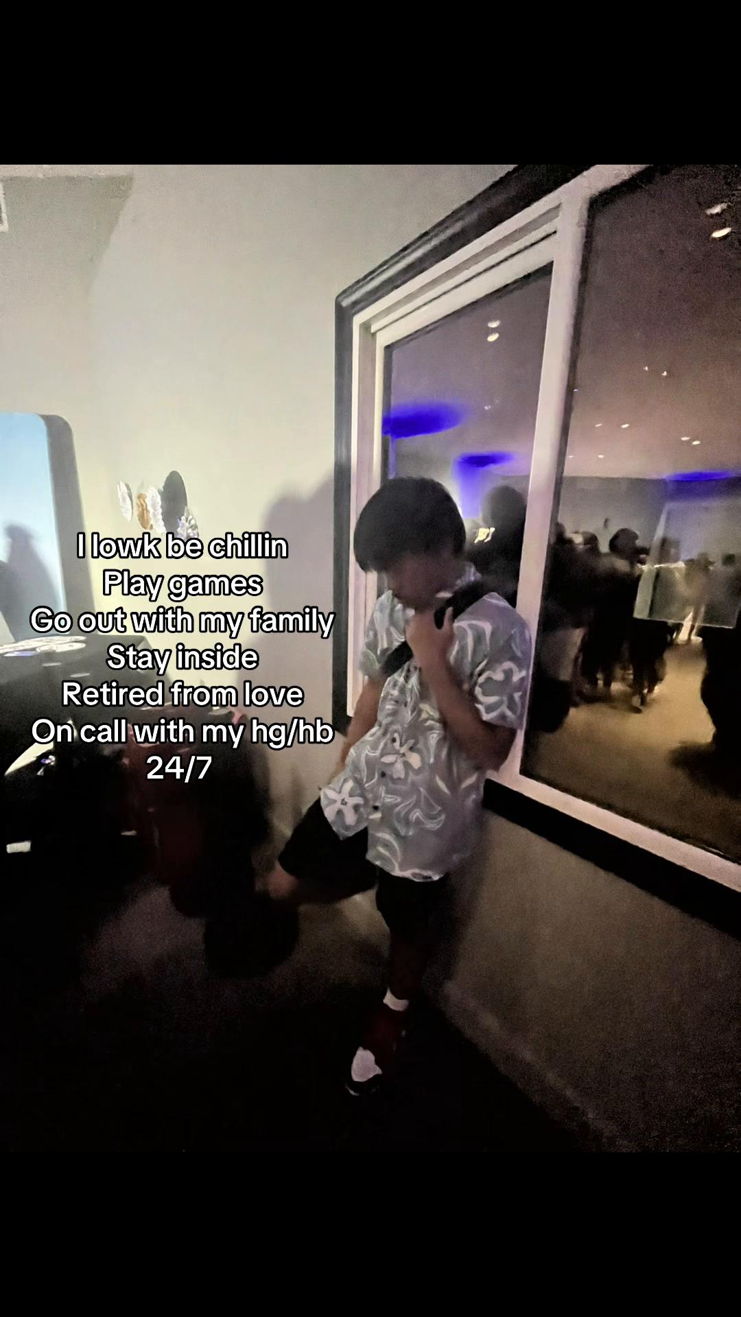 @👑..