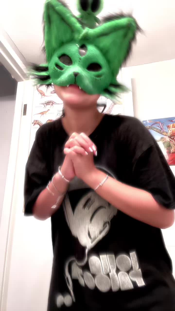 @4stro0nyx