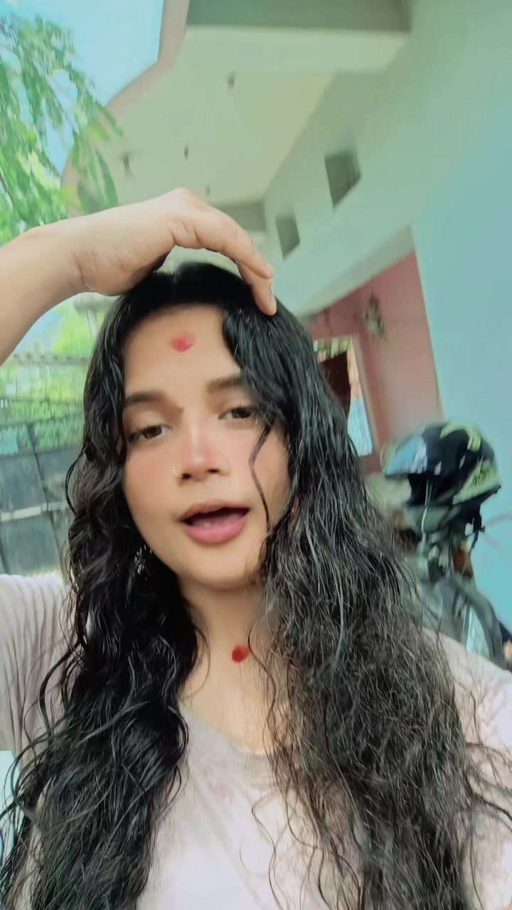 @Aakriti Ray 🧿