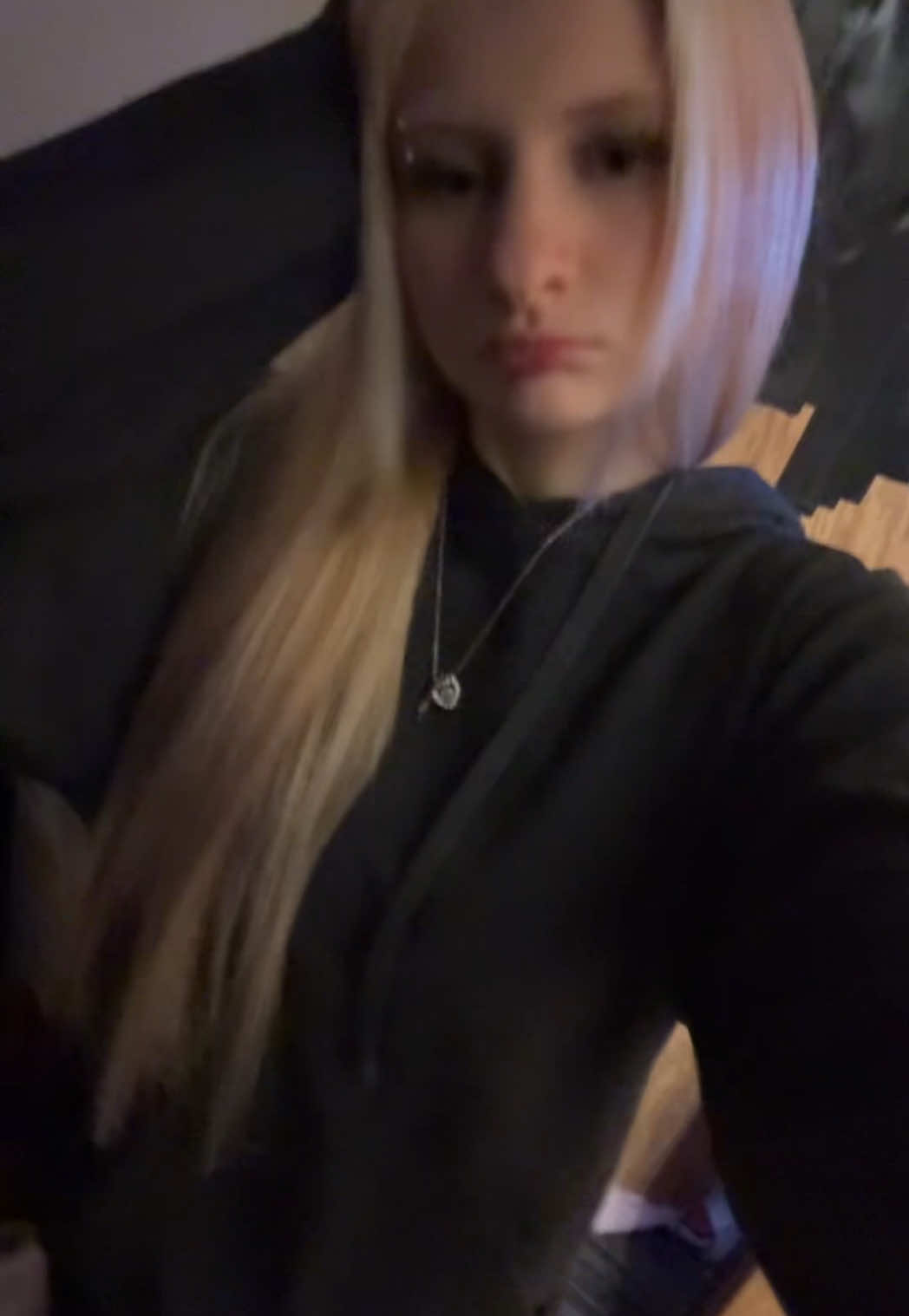 @hollyzzz_spam