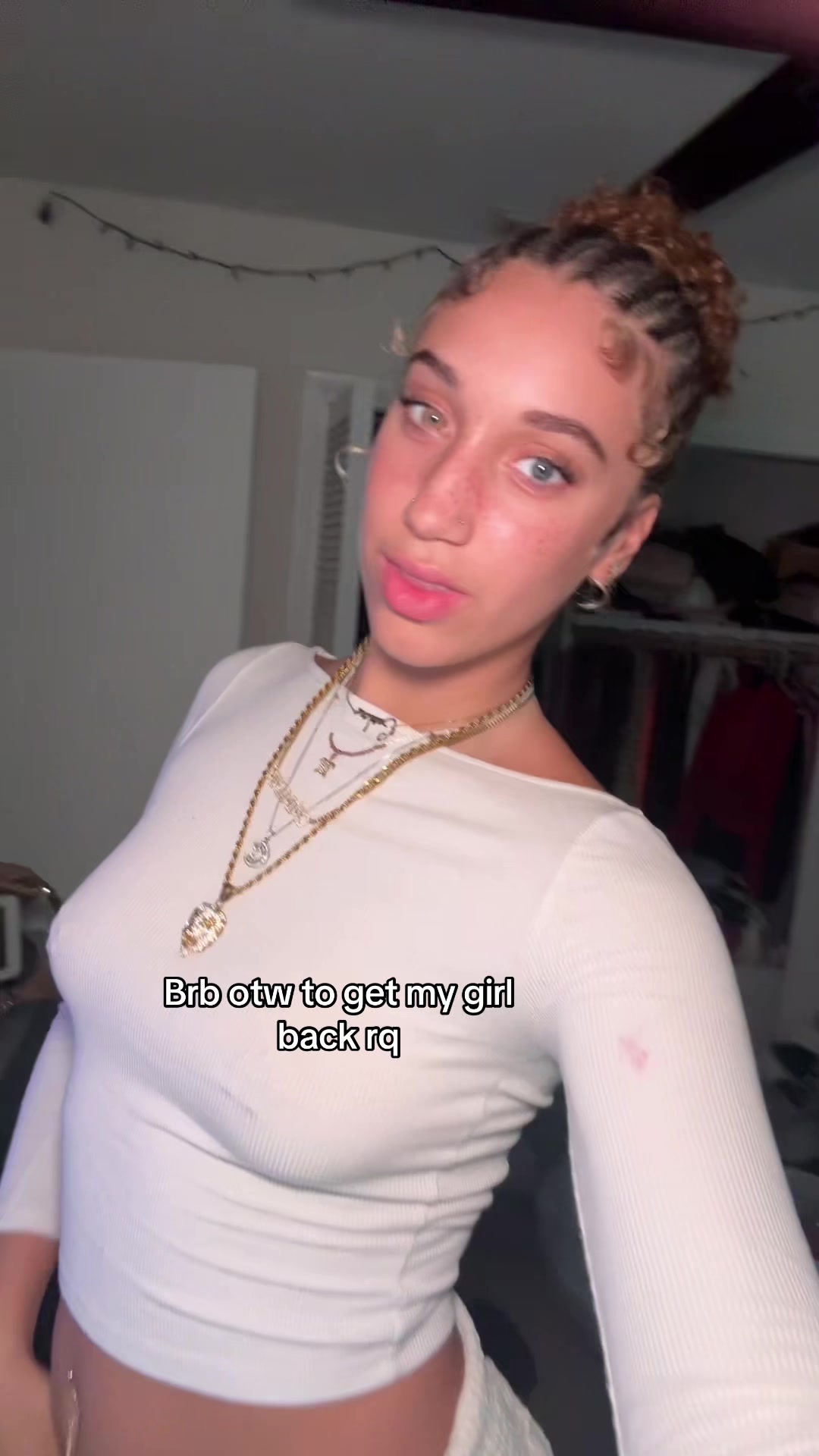 @Lightskinlesbo