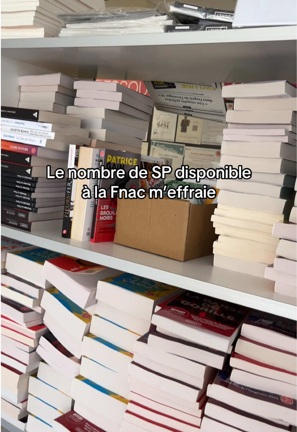 @sha&iuml;na | booktok 🌷🐉📚