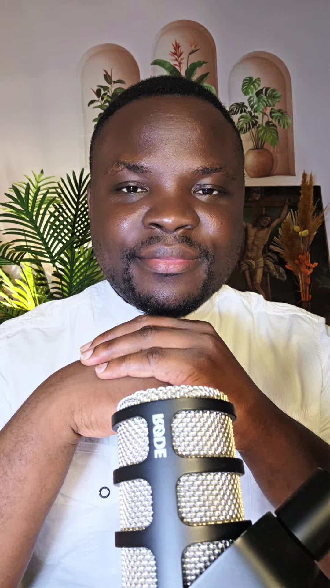 @Padre Précieux 🇨🇵🇻🇦