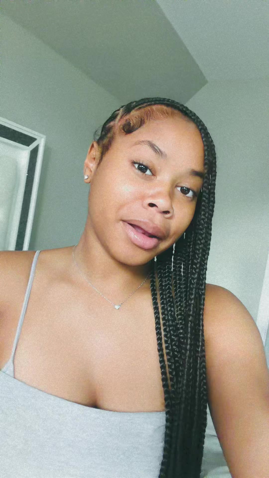 @_niyahlashae