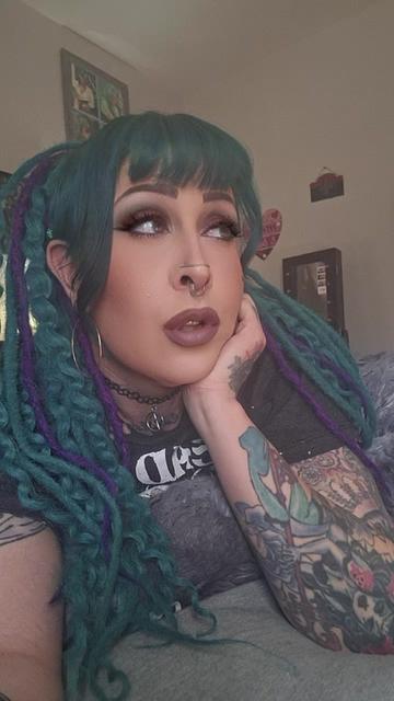 @niki_noxious