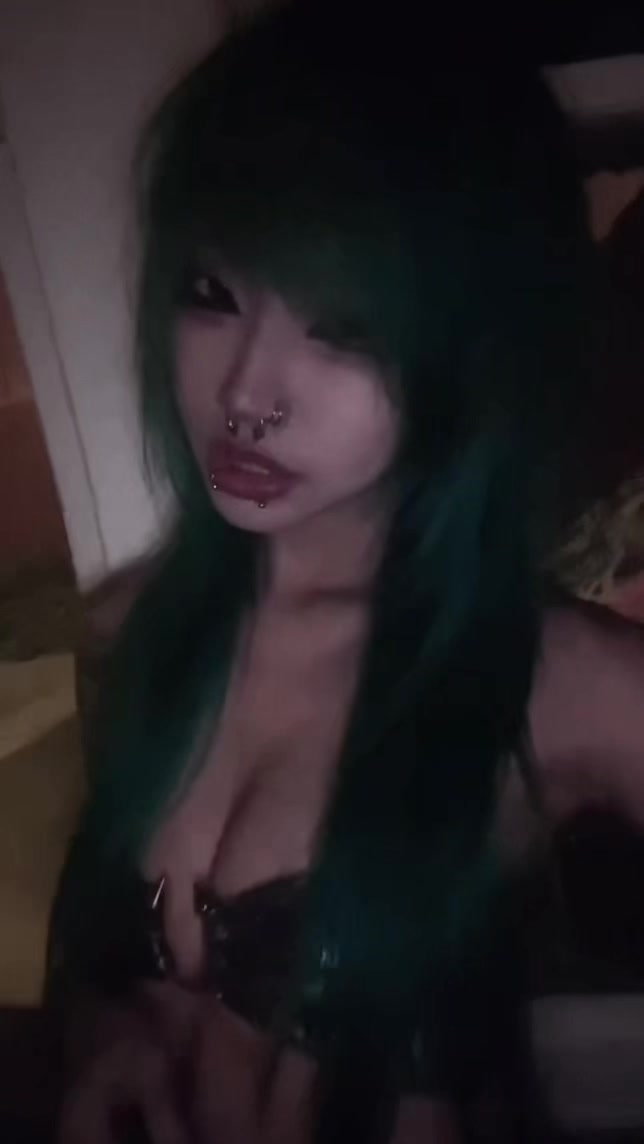 @rawrzani