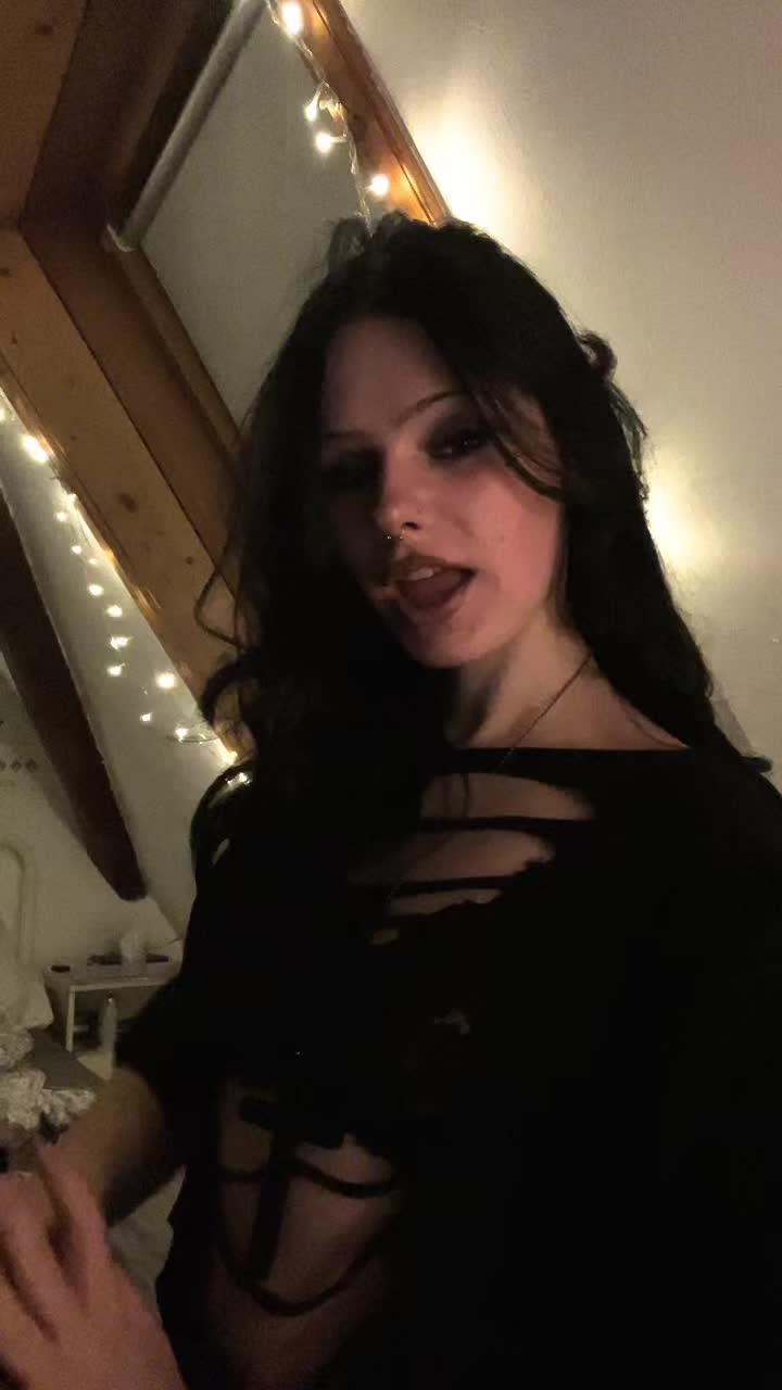 @julia