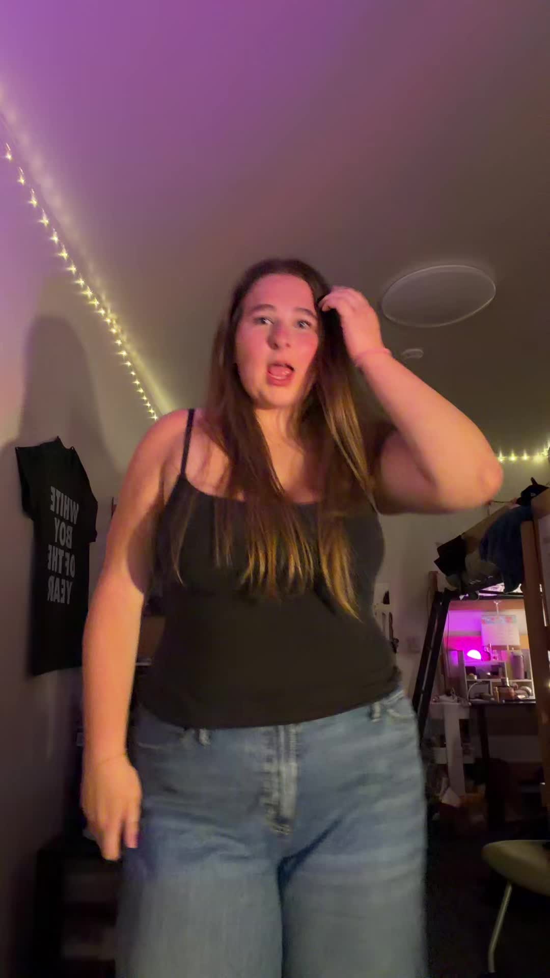 @lily