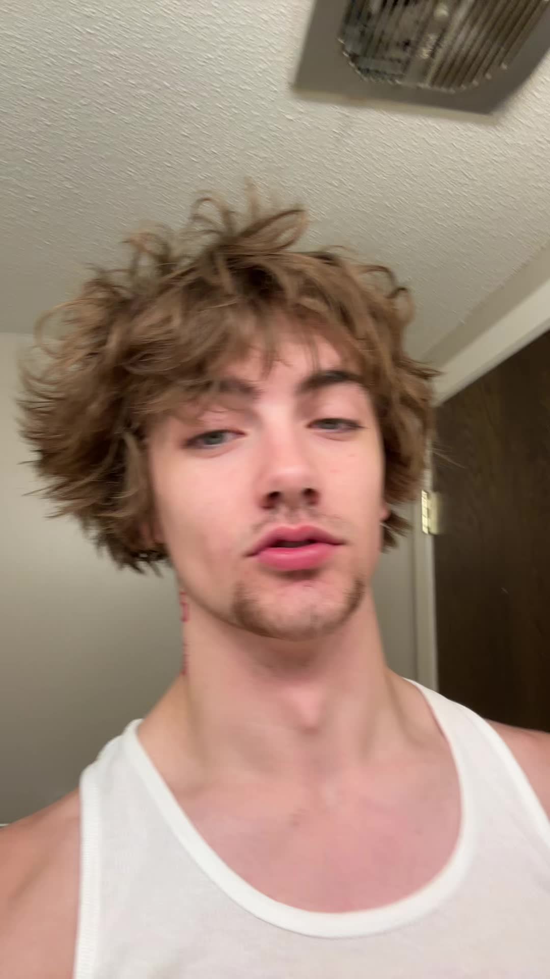 @YourLocalVamp.2