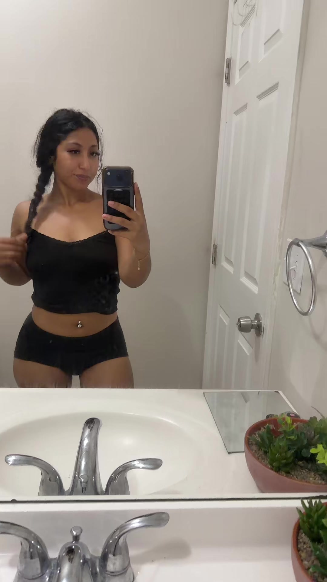 @cakednani