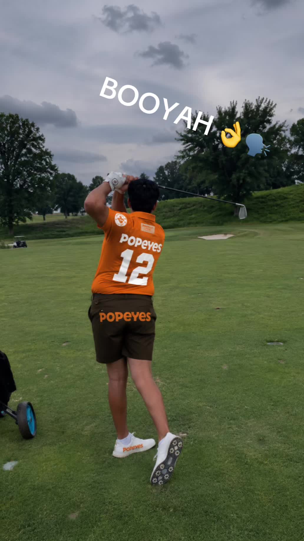 @￴