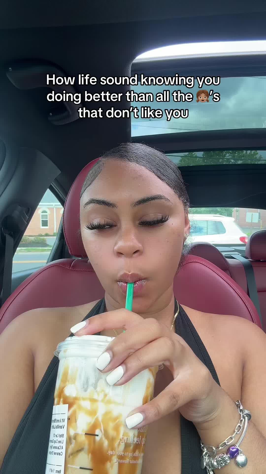 @Kaylalebomb ✨