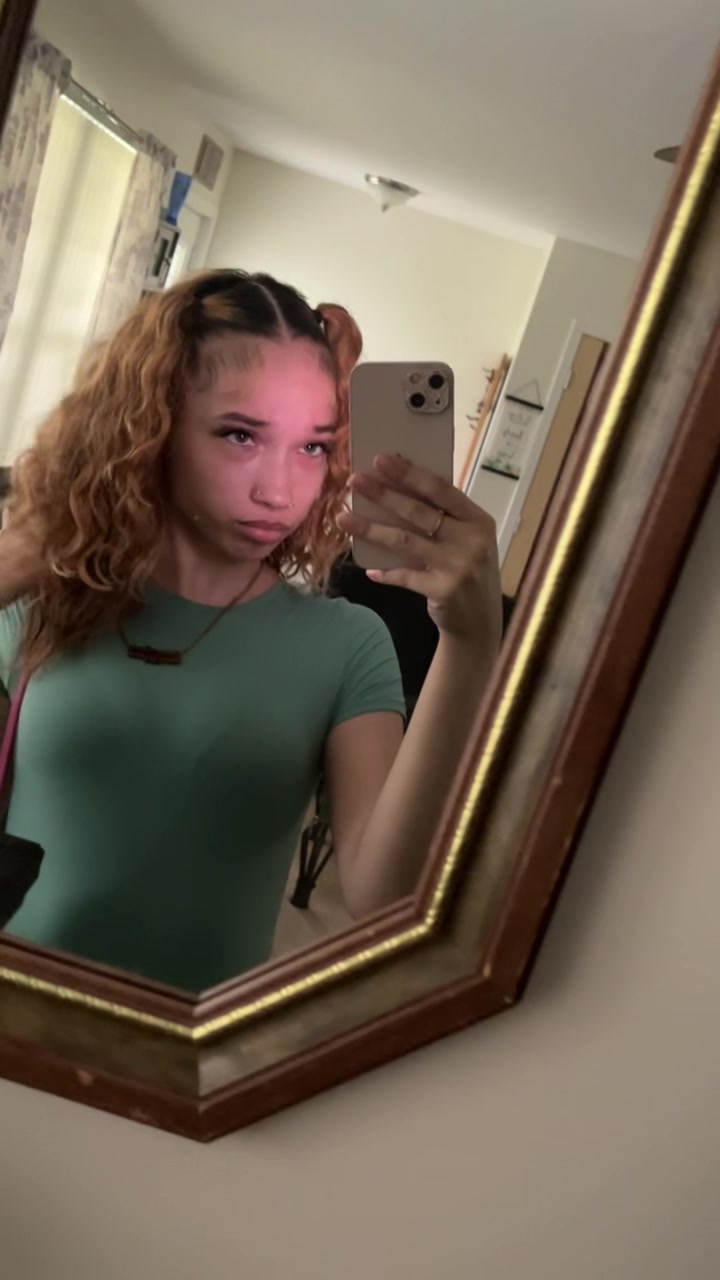 @littlemissleleee