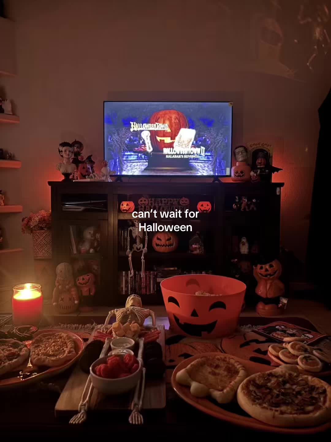 @spookyseasonftw