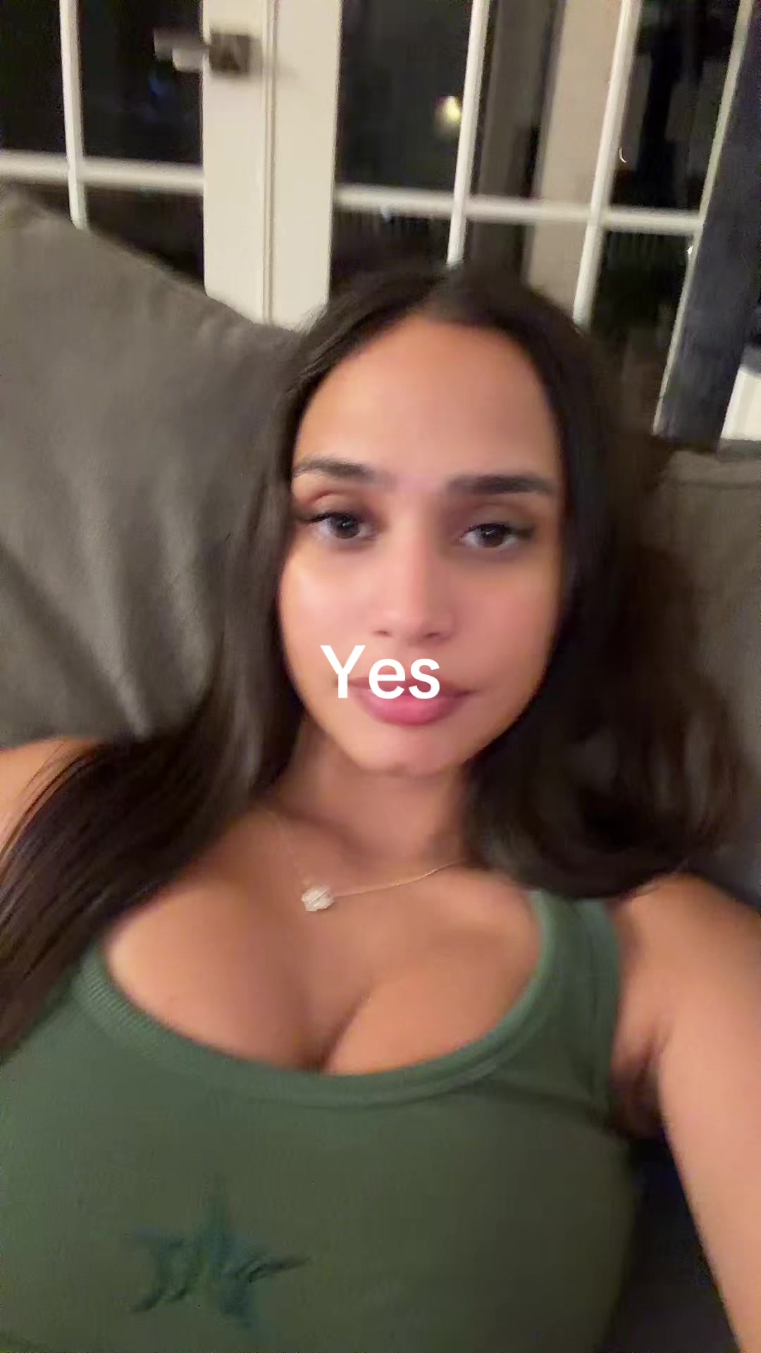 @camilacruz