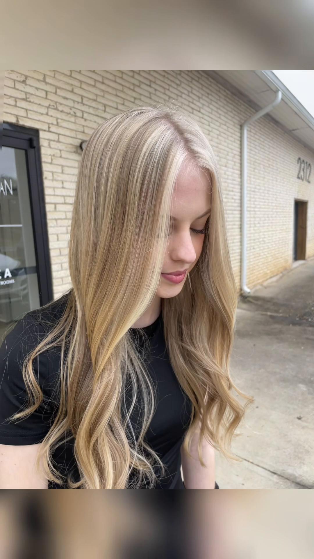 @Yasmyn Woloszyk