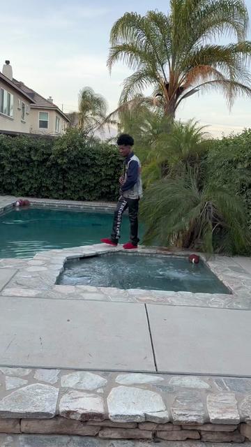 @str