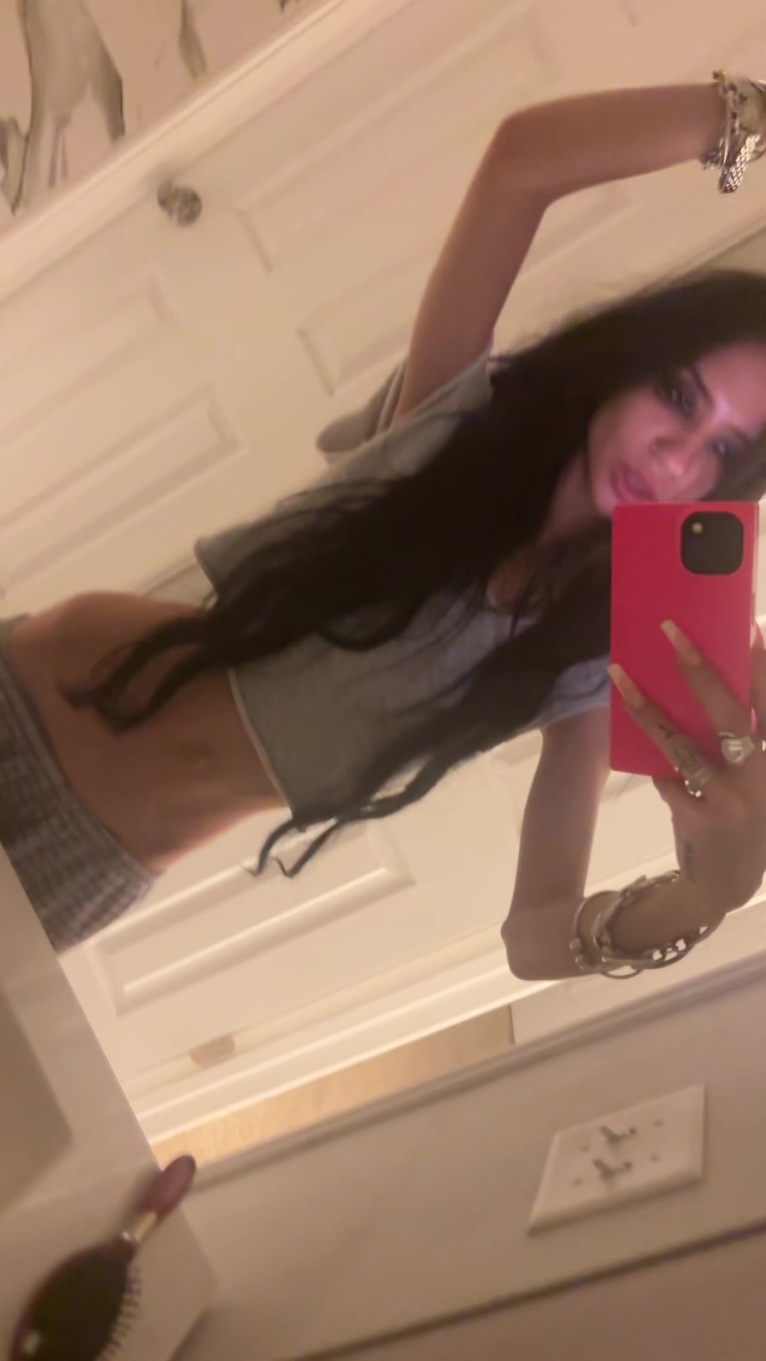 @babyneedsanewfur