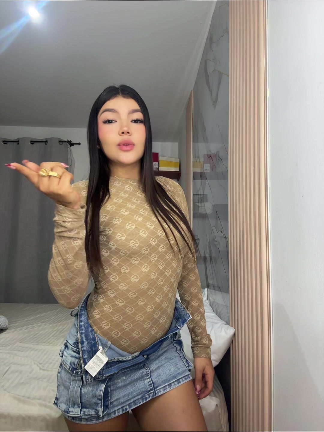 @mariana_06033