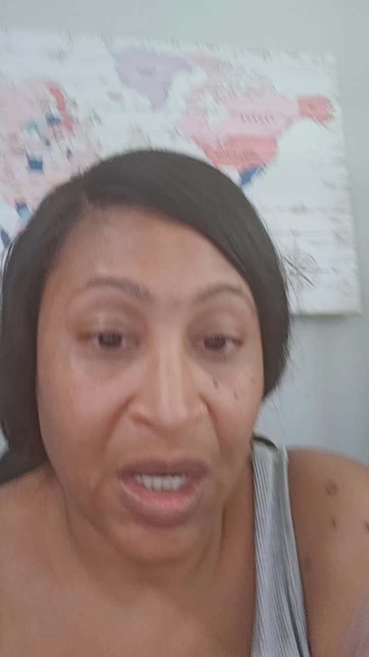 @Aunty talks shit