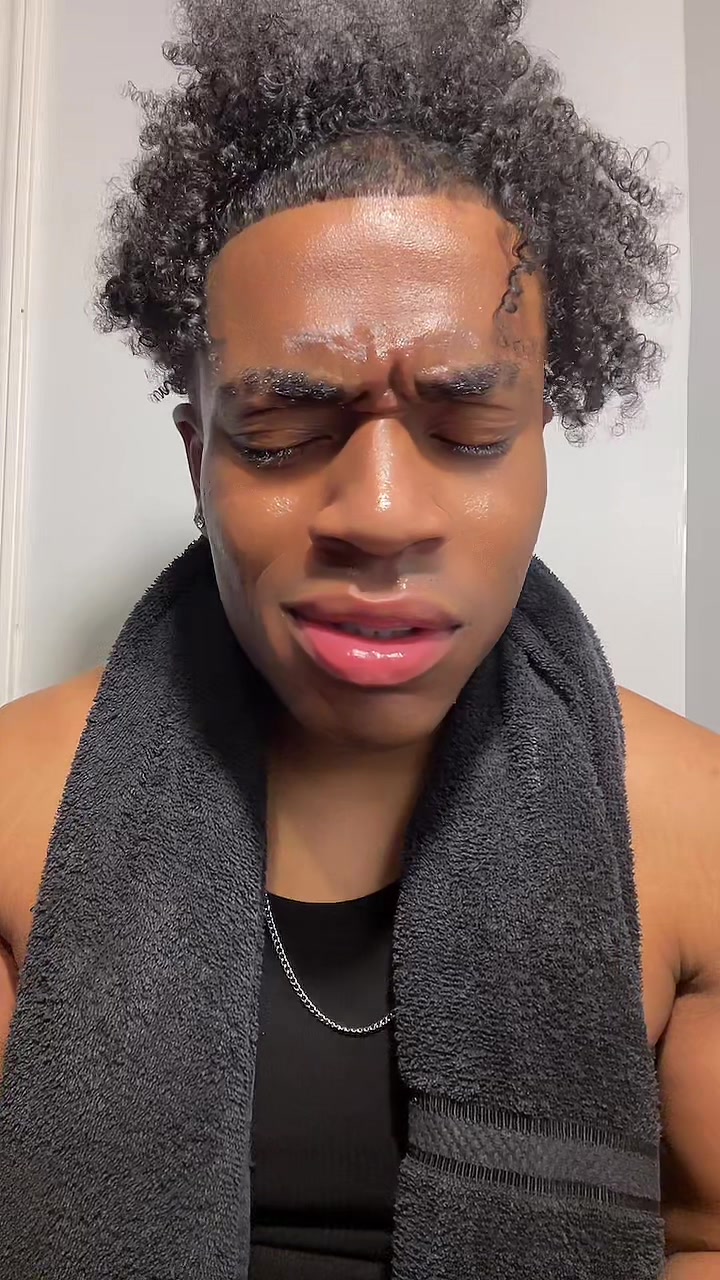 @Giftedtwannn