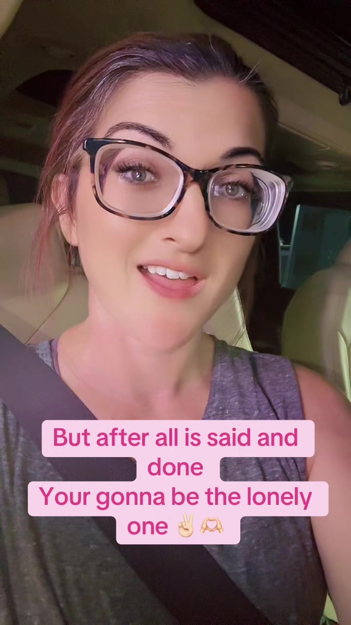 @AlyRiannaXO