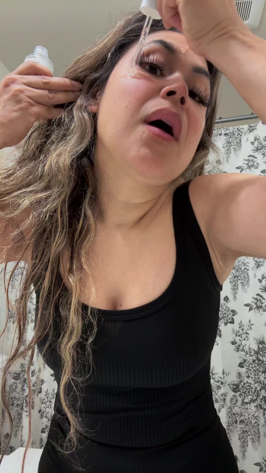 @Blingedbysonia