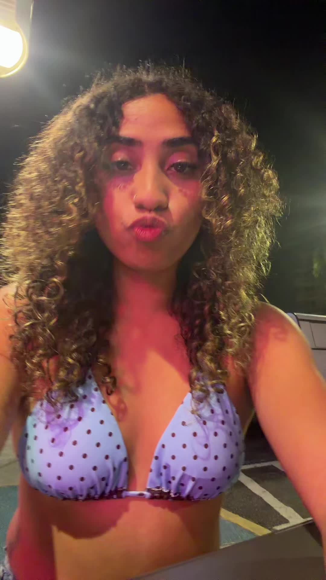 @niahunter_
