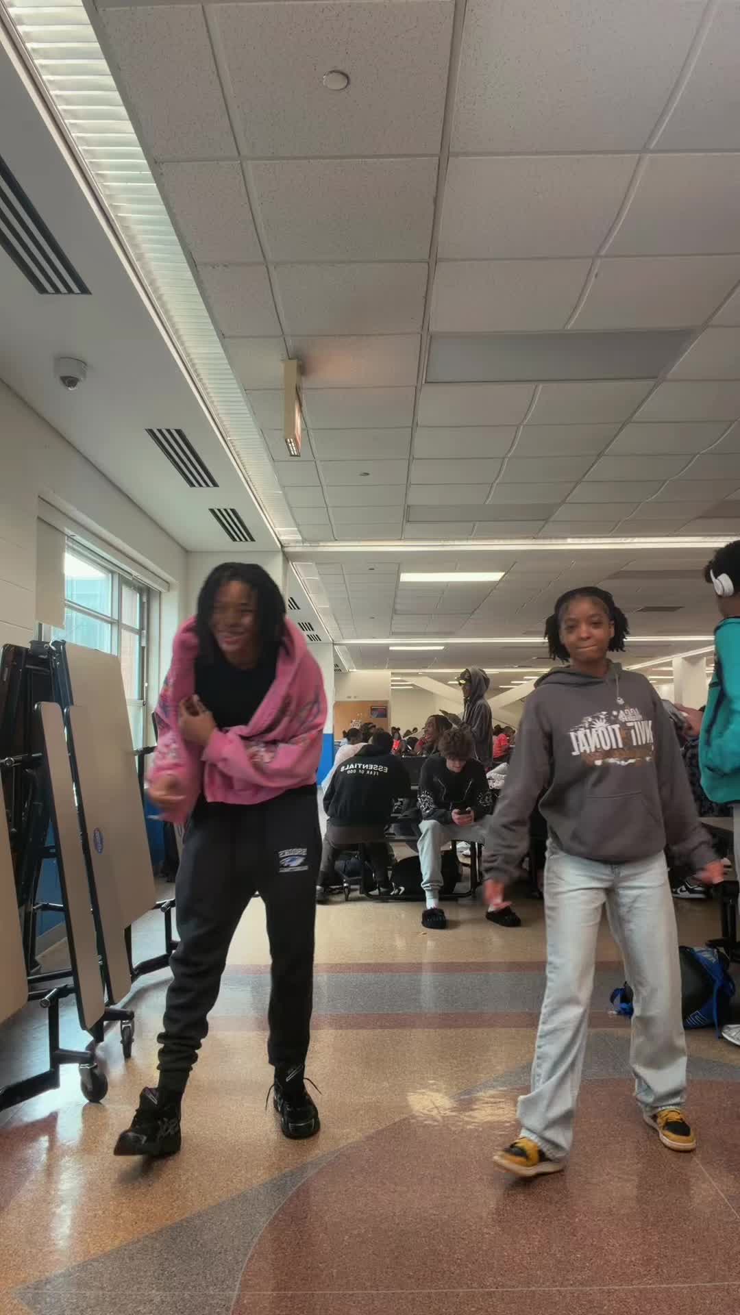 @ᰔ