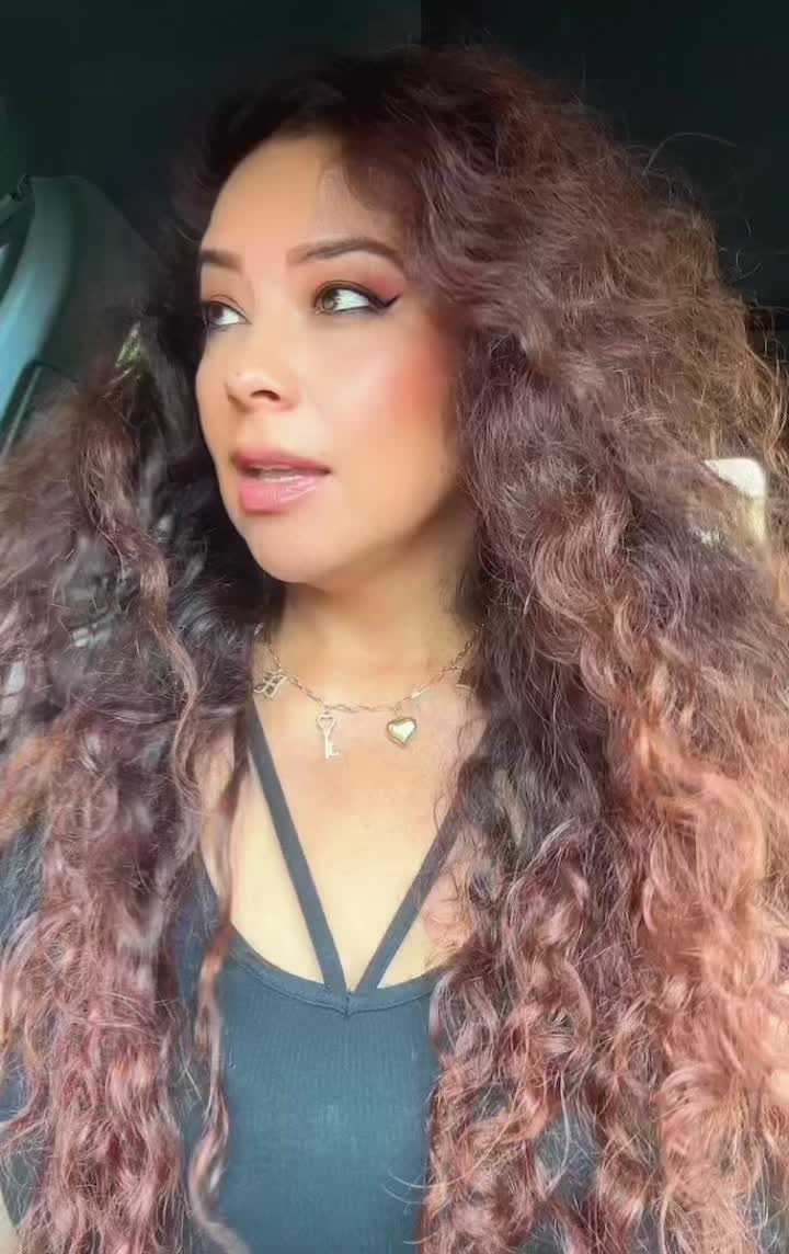 @Mitzy Divine