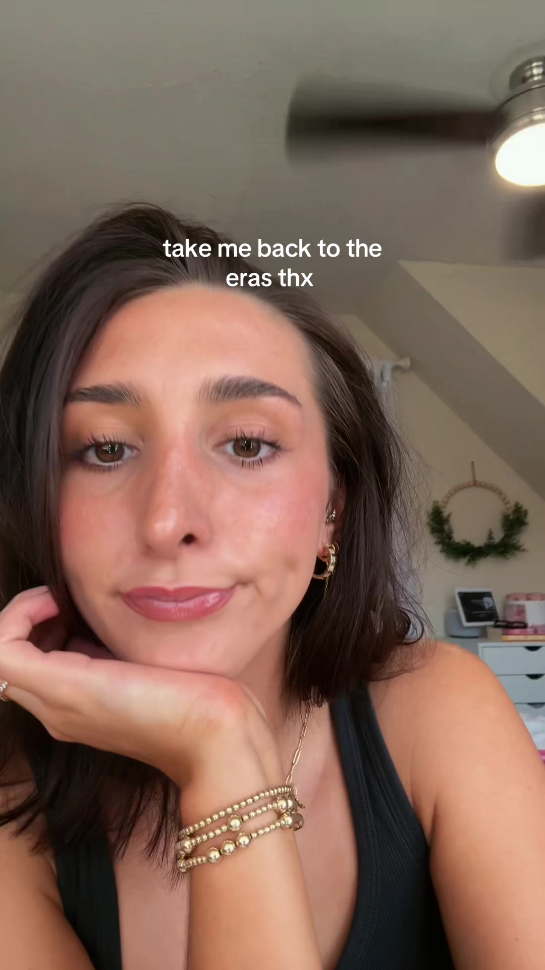 @CHLOE RICHARDS