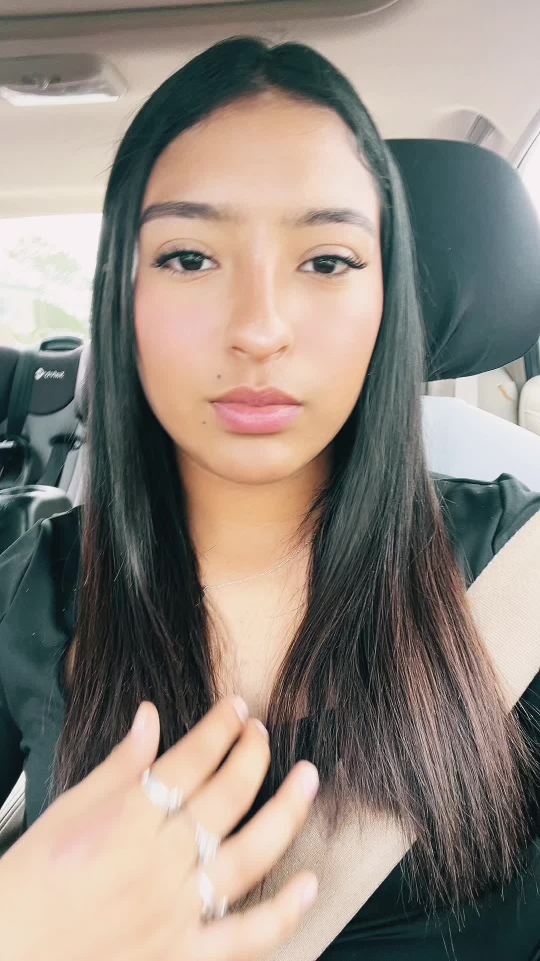 @𝑉𝑒𝑟𝑜𝑛𝑖𝑐𝑎🩶.