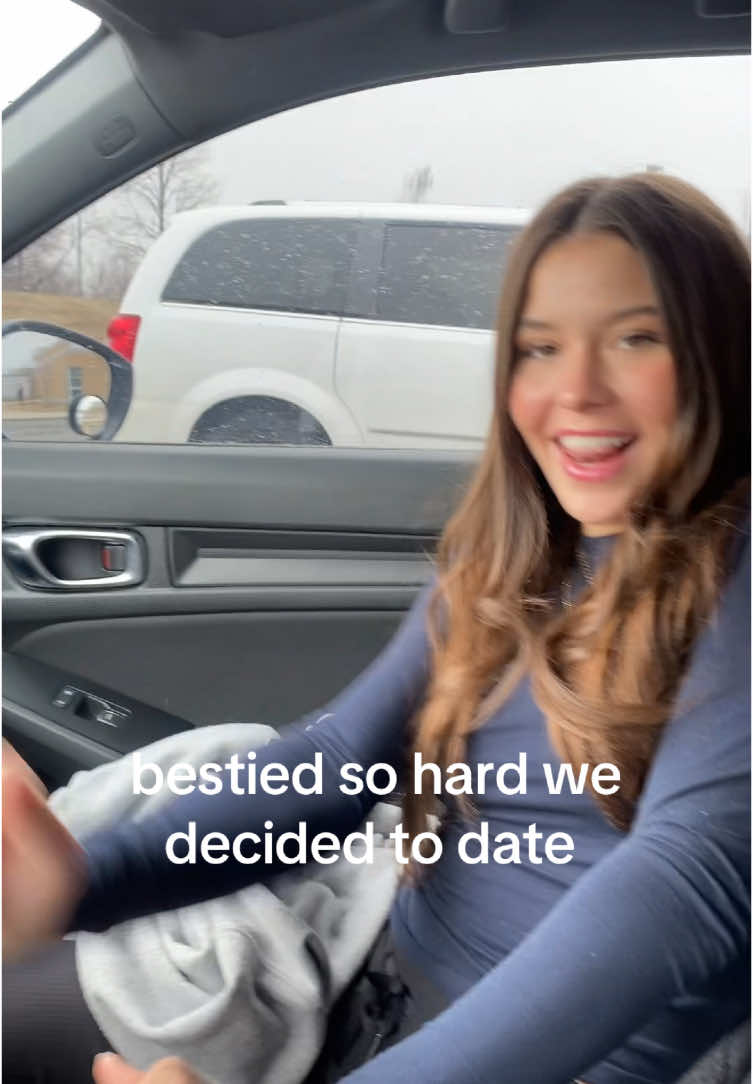 @bella