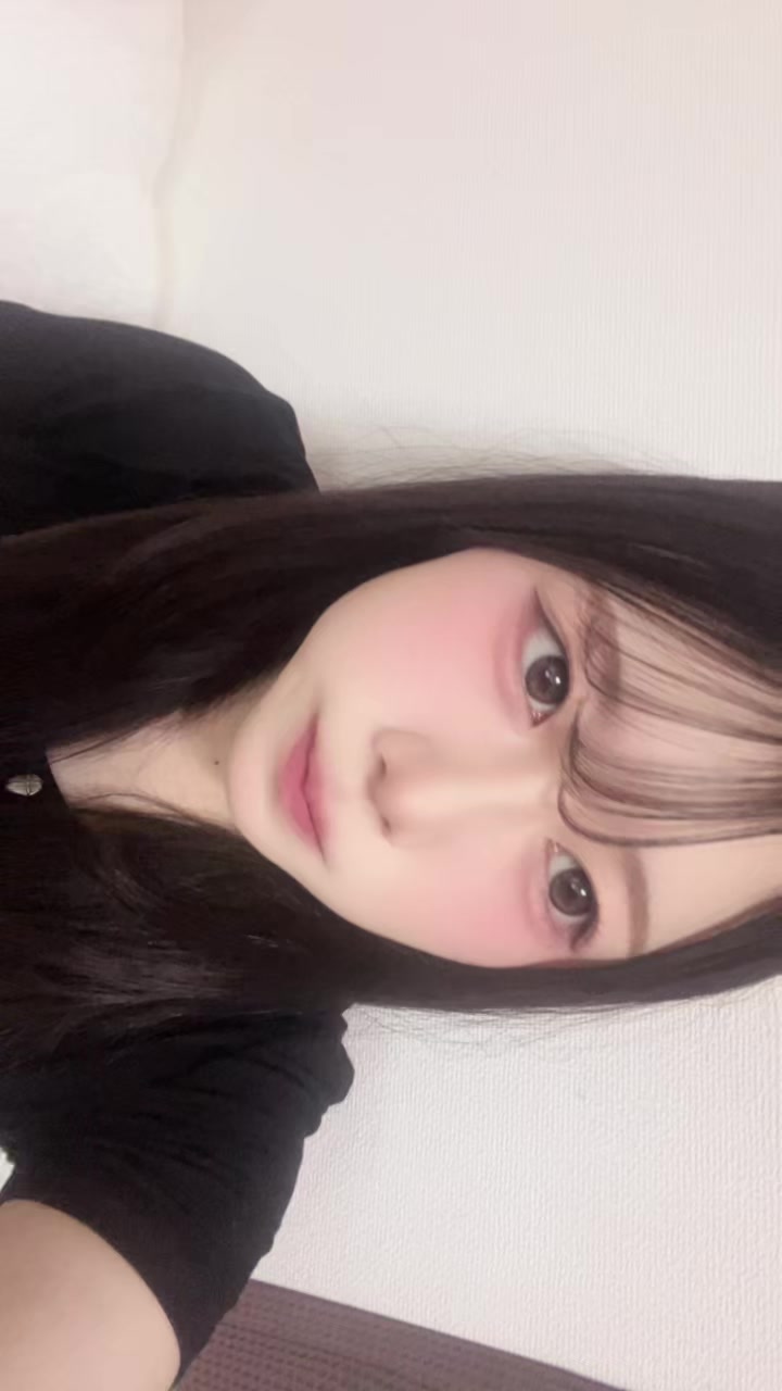 @めいな