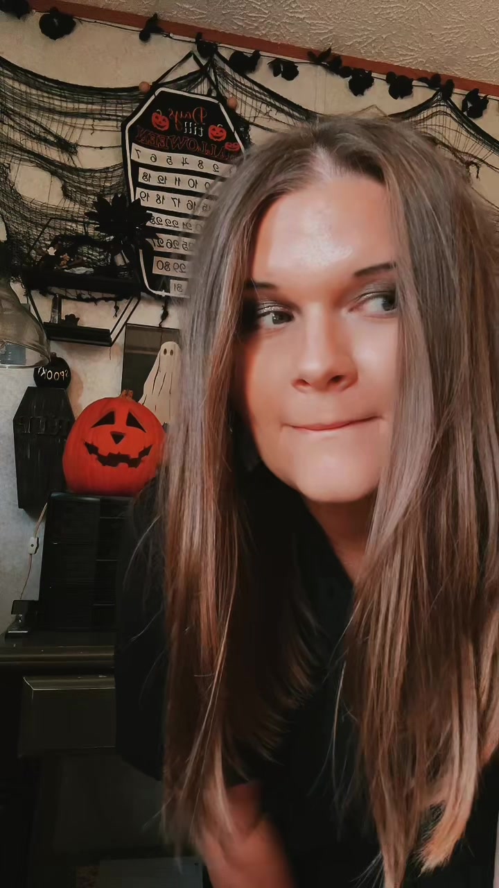 @𝖈𝖊𝖘𝖆𝖗𝖆𝖍🎃🦇