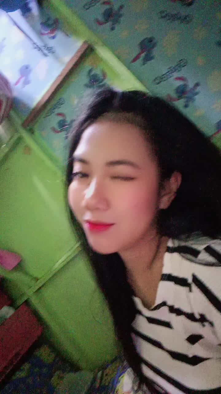 @Ems_